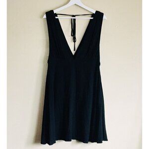 Cotton Candy LA Twirl Black Plunge Mini Flare Dress‎ Size M
